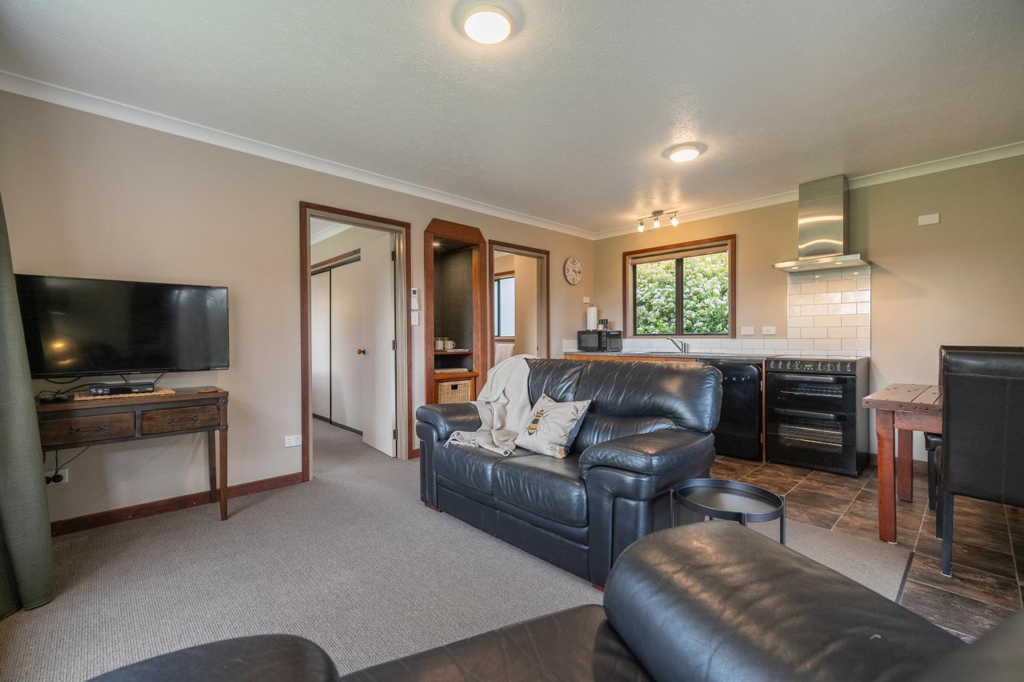 Te Anau Cottage エクステリア 写真
